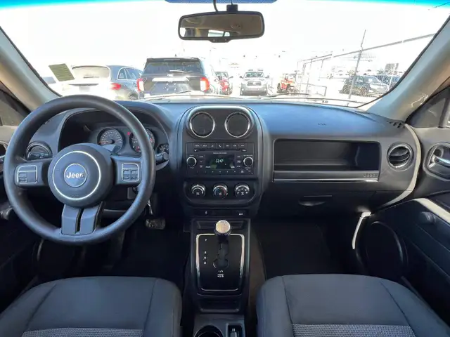 2015 Jeep Patriot Altitude 4WD - No Accident - Photo 15
