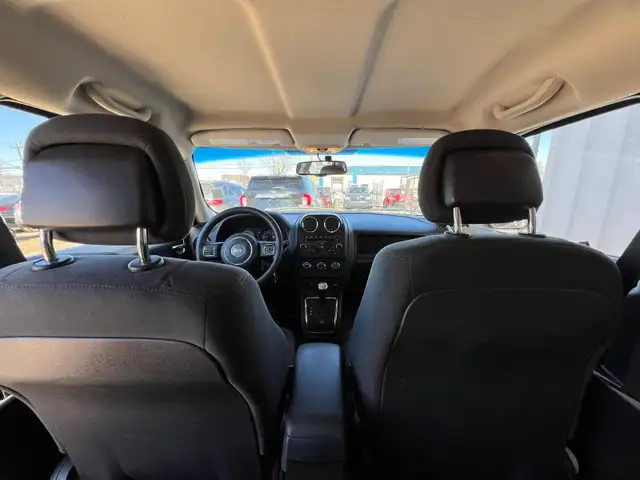 2015 Jeep Patriot Altitude 4WD - No Accident - Photo 20