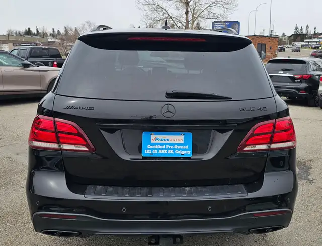 This Sport Utility Vehicle (SUV)/Multi-Purpose Vehicle (MPV) pow - Photo 5