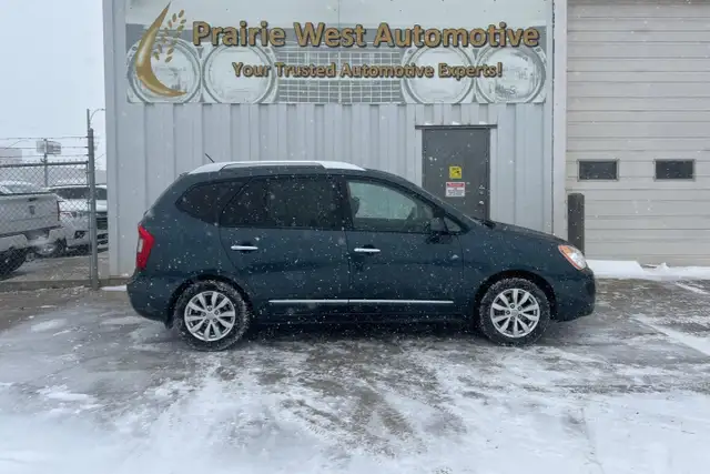 2012 Kia Rondo EX - Photo 4