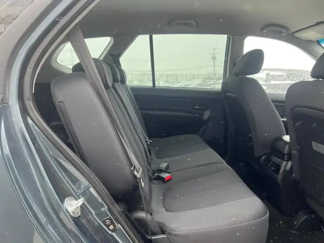 2012 Kia Rondo EX - Photo 13