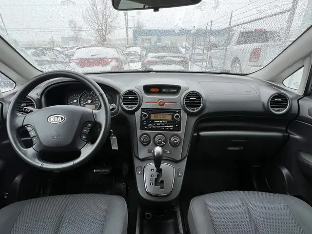 2012 Kia Rondo EX - Photo 15