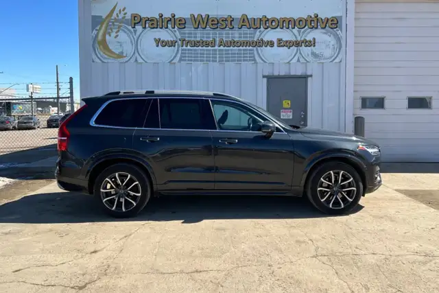 2016 Volvo XC90 T6 Momentum AWD - Photo 6