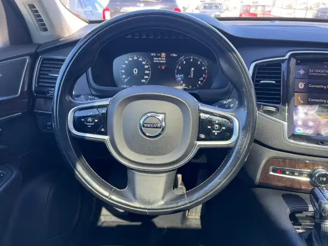 2016 Volvo XC90 T6 Momentum AWD - Photo 22