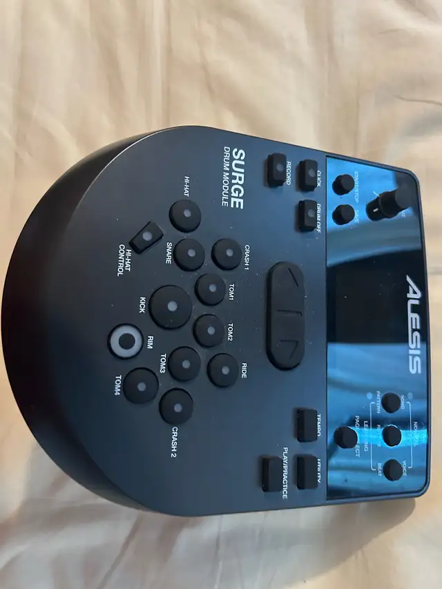 ALESIS SURGE E-DRUM - Photo 6