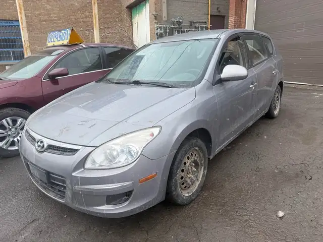 2012 Hyundai Elantra 2012 HYUNDAI  ELANTRA , MANUEL ( POUR LES P