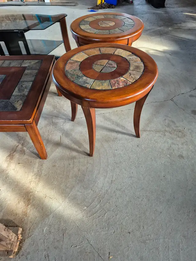 Tile in laid coffee and end tables. - Photo 8