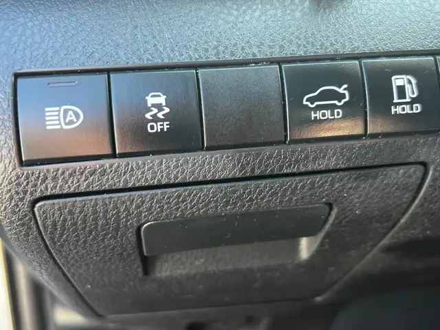 2020 Toyota Camry SE Auto - Photo 10