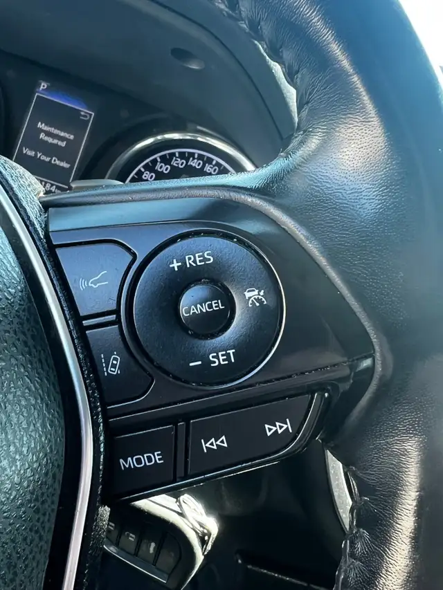 2020 Toyota Camry SE Auto - Photo 12