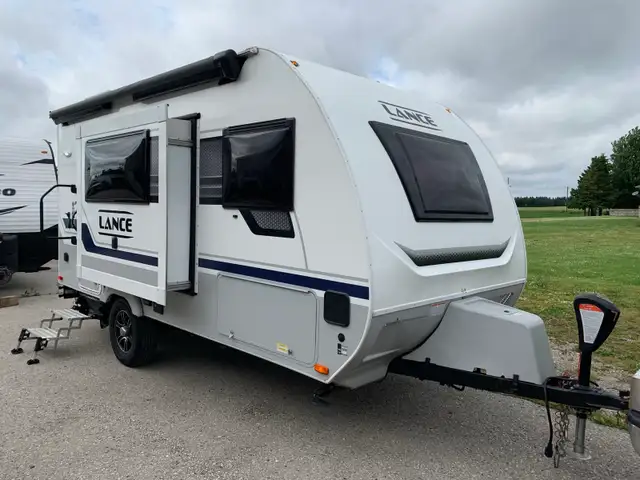 2022 LANCE 1475 LIGHTWEIGHT TRAVEL TRAILER