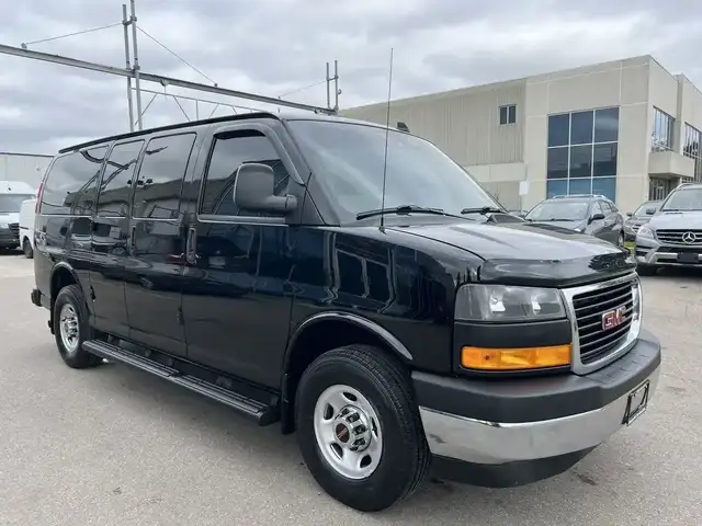 2023 GMC Savana SAVANA - 12 PASSENGER
