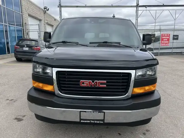 2023 GMC Savana SAVANA - 12 PASSENGER - Photo 4