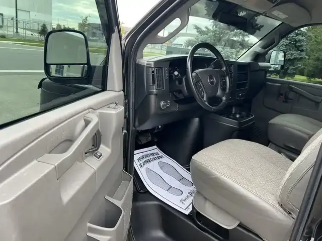 2023 GMC Savana SAVANA - 12 PASSENGER - Photo 15