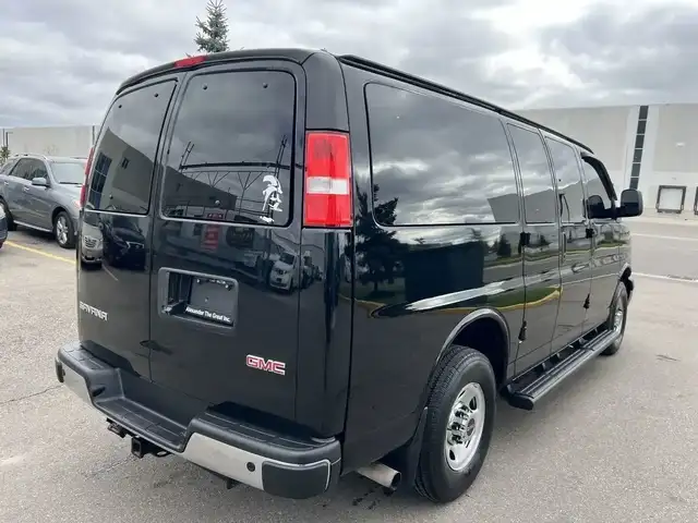 2023 GMC Savana SAVANA - 12 PASSENGER - Photo 16
