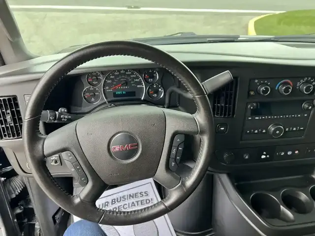 2023 GMC Savana SAVANA - 12 PASSENGER - Photo 19