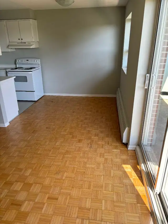 ($1800) 1 bedroom 1 bath apartment ALL INCLUSIVE!