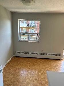 ($1800) 1 bedroom 1 bath apartment ALL INCLUSIVE! - Photo 3