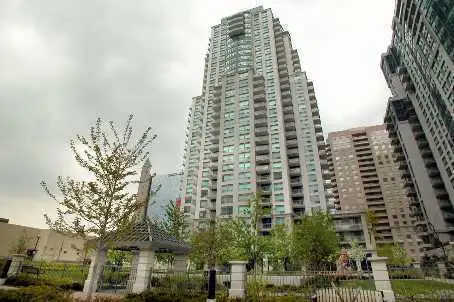 Bright, quiet 1br condo right next to North York Center subway