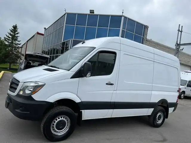 2017 Mercedes-Benz Sprinter Van Sprinter 144WB- 4x4 - CARGO - Photo 2
