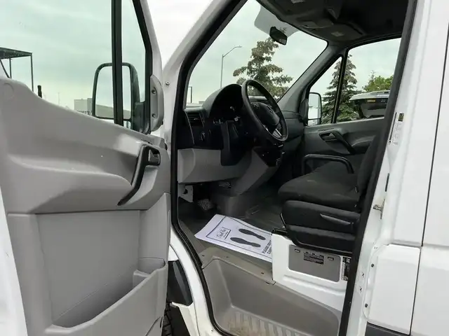 2017 Mercedes-Benz Sprinter Van Sprinter 144WB- 4x4 - CARGO - Photo 20