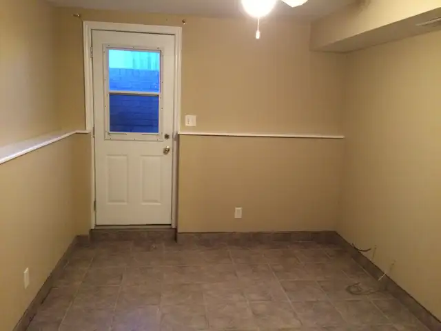 ALL INCLUSIVE ROOM FOR RENT! - Photo 3