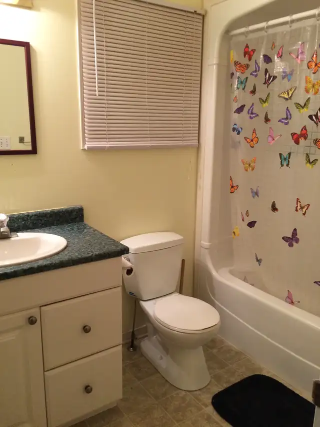 ALL INCLUSIVE ROOM FOR RENT! - Photo 4