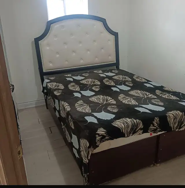 One Room is available in basement for boys only no parking - Photo 7