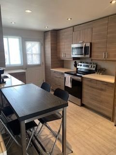 Métro Langelier immeuble 50 ans et plus, libre 1er juillet - Photo 2