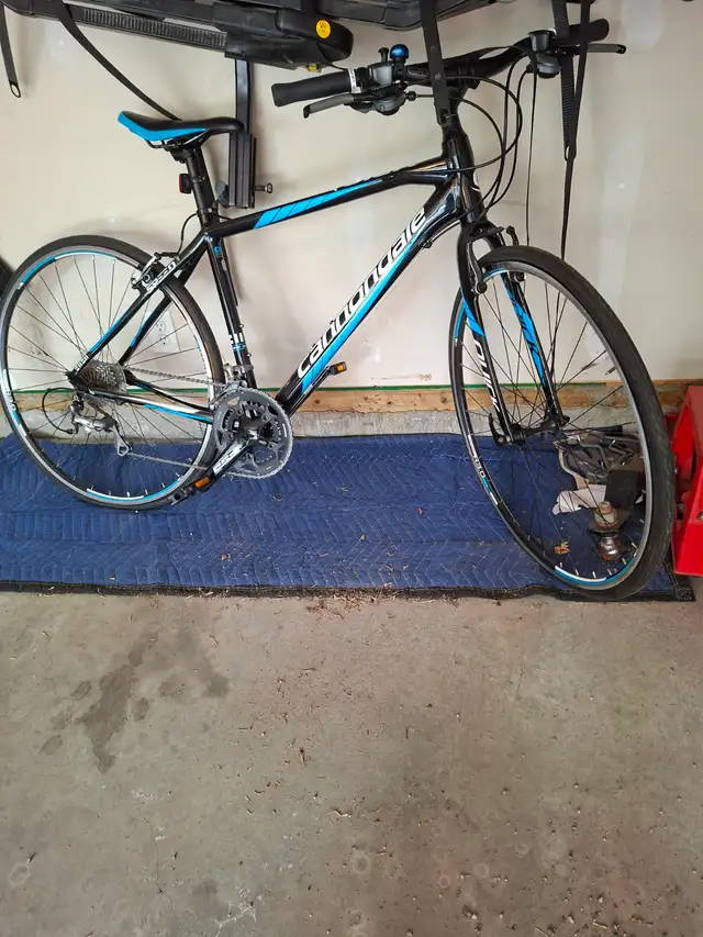 WAHOO KICKR, KICKR CLIMB & CANONDALE QUICK ROAD BIKE - Photo 5