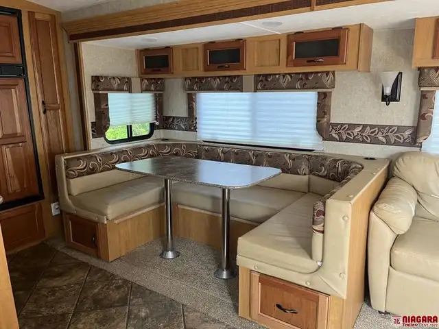 2014 K-Z INC. SPREE 321RKS Travel Trailer - Photo 14