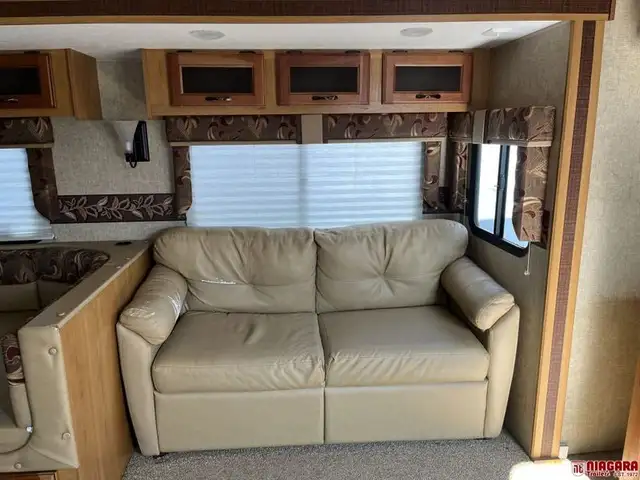 2014 K-Z INC. SPREE 321RKS Travel Trailer - Photo 15