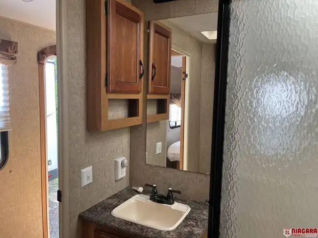 2014 K-Z INC. SPREE 321RKS Travel Trailer - Photo 22