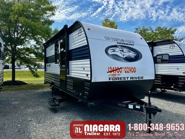 2025 FOREST RIVER CHEROKEE WOLF PUP 16EV Travel Trailer