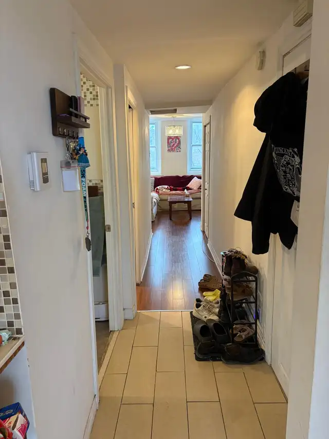 Nice 31/2 2 min walk Charlevoix metro - Photo 7