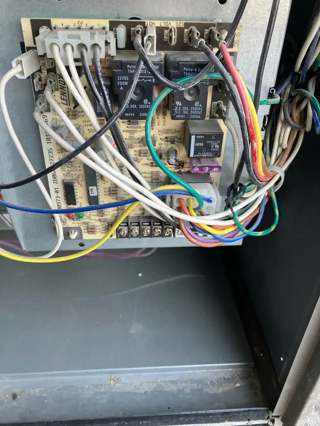 Lennox Furnace G40UH(X) mid efficiency. - Photo 8