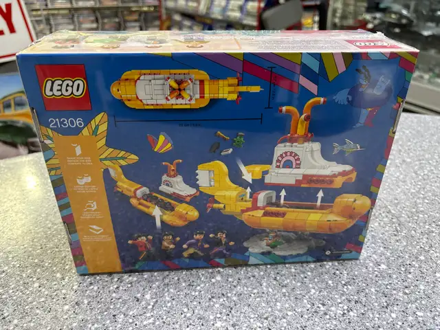 Lego 21306,The Beatles Yellow Submarine 553pcs - Photo 2