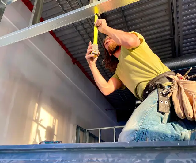 Quality Ceiling Installation T bar - Commercial & Residential - Photo 5