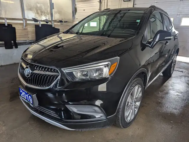 2019 Buick Encore PREFERRED  GREAT GAS MILEAGE! - Photo 2