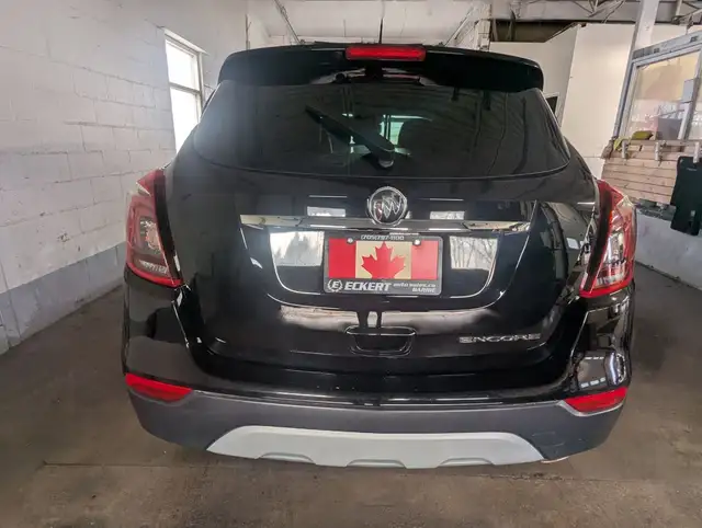2019 Buick Encore PREFERRED  GREAT GAS MILEAGE! - Photo 7