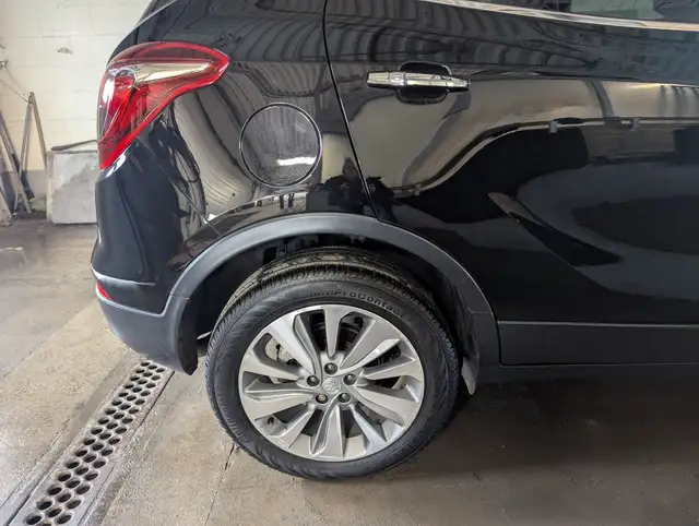 2019 Buick Encore PREFERRED  GREAT GAS MILEAGE! - Photo 8