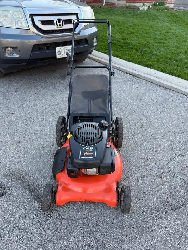 Kohler XT-6 Ariens Model 96136001101 Lawn Mower w/ bag - Photo 6