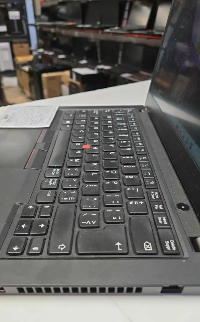 Laptop ThinkPad T14 i7-1185G7 16Go DDR4 SSD 256Go NVMe 14po HDMI - Photo 3