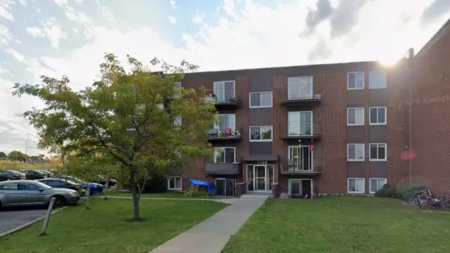 Grand 5 1/2 JUILLET La Prairie à côté A132, Pont Champlain 7min