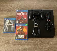 PS4 w/ 1 controller, 3 games