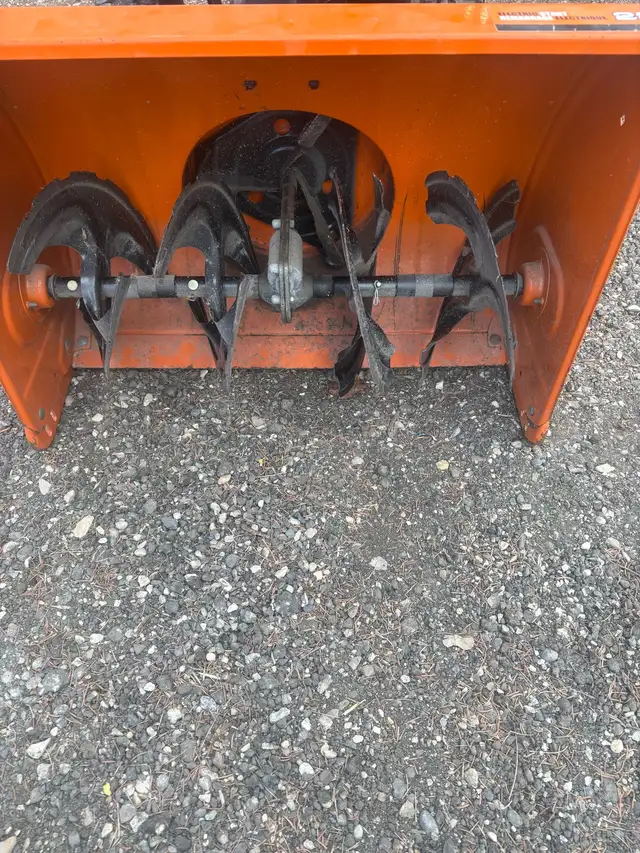 snowblower - Photo 3