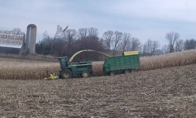 Tractor Drivers Needed - Photo 2