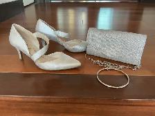 Chaussures taille 81/2 et sac à main argent