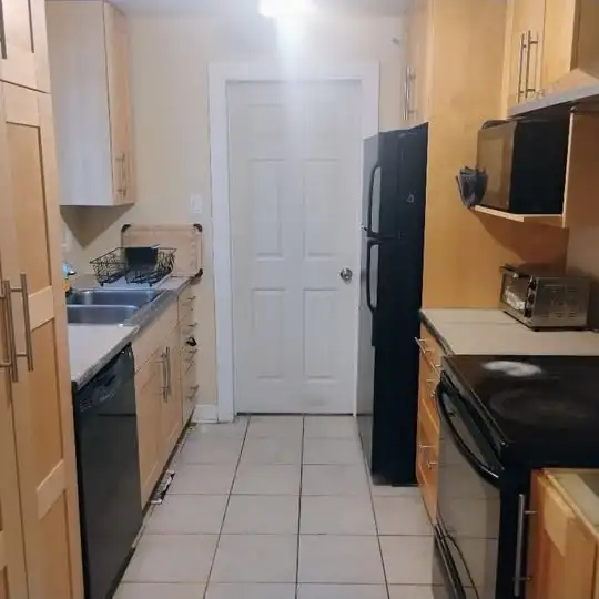 JUNE 1-15m/Algonq-30m/Carleton-LRG 18X12-Merivale,see VIDEO's - Photo 4