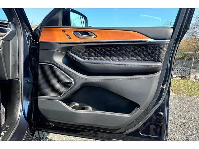 2024 Jeep Grand Cherokee Summit Reserve | Adv ProTech | Lux Tech - Photo 19