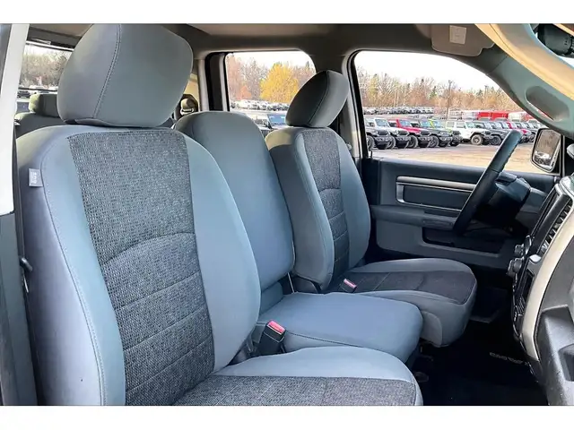 2017 Ram 1500 SLT Quad Cab V8 | AS IS | 4X4 - Photo 7